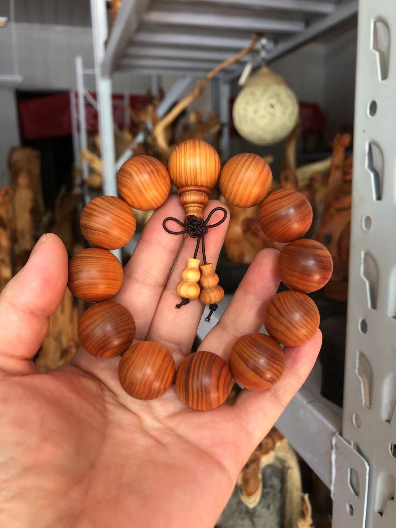 Black Oil High Density Wooden Prayer Beads Gentiana Pattern Bracelet