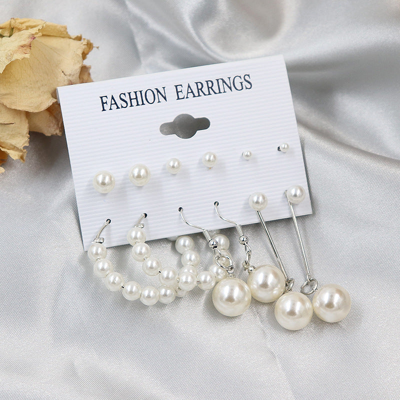 Women's Exaggerated Pearl Crystal Metal Pairs Plate Earrings