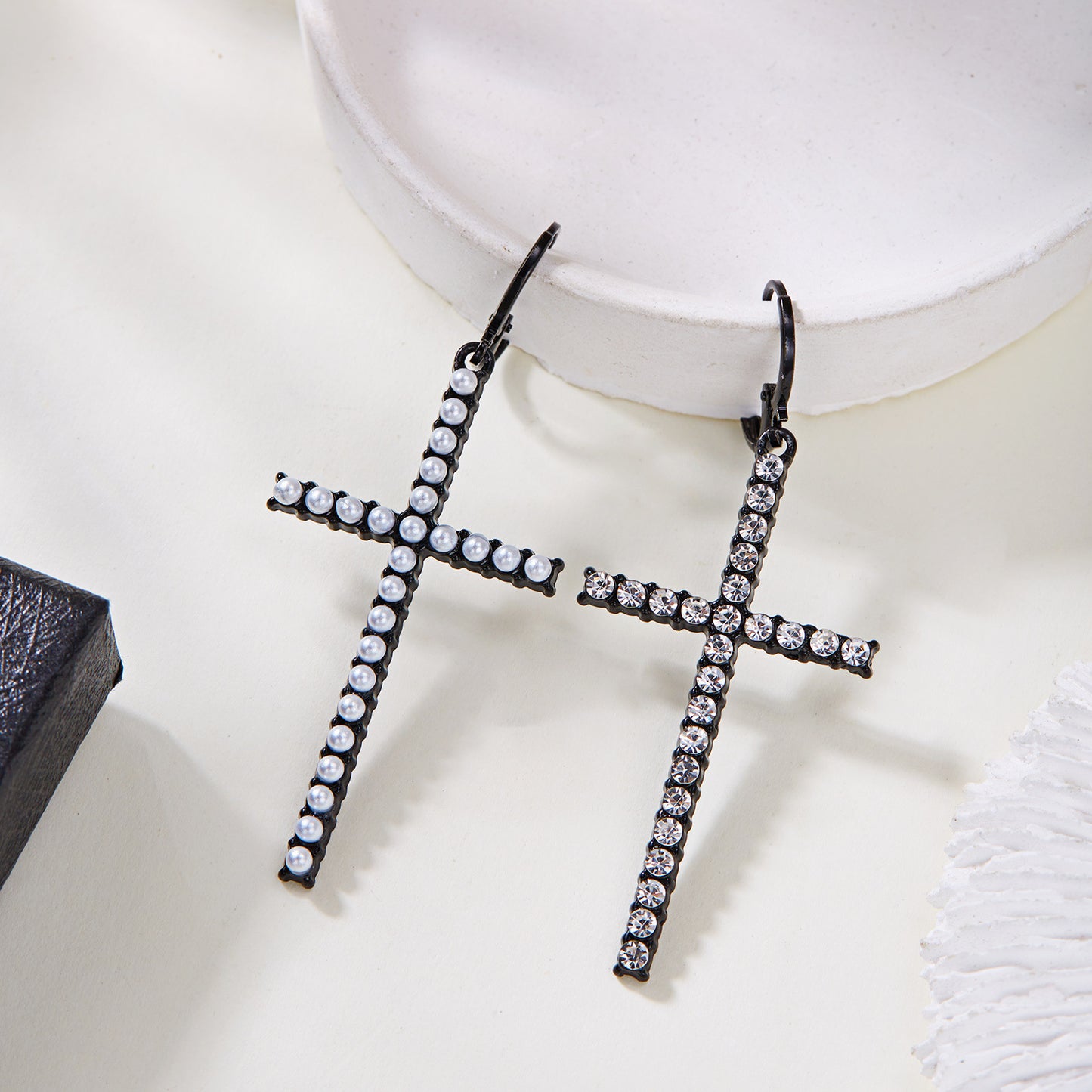 Women's High-grade Temperament Cross Pearl Rhinestone Asymmetric Earrings