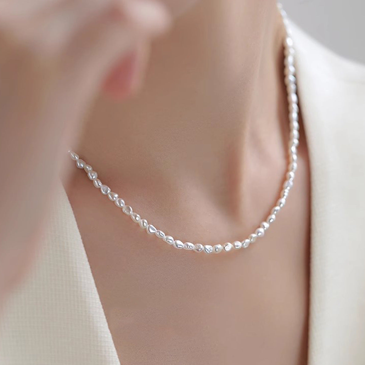 Women's Rice Grain Freshwater Pearl Simplicity Fashion Temperament Design Clavicle Chain Necklace