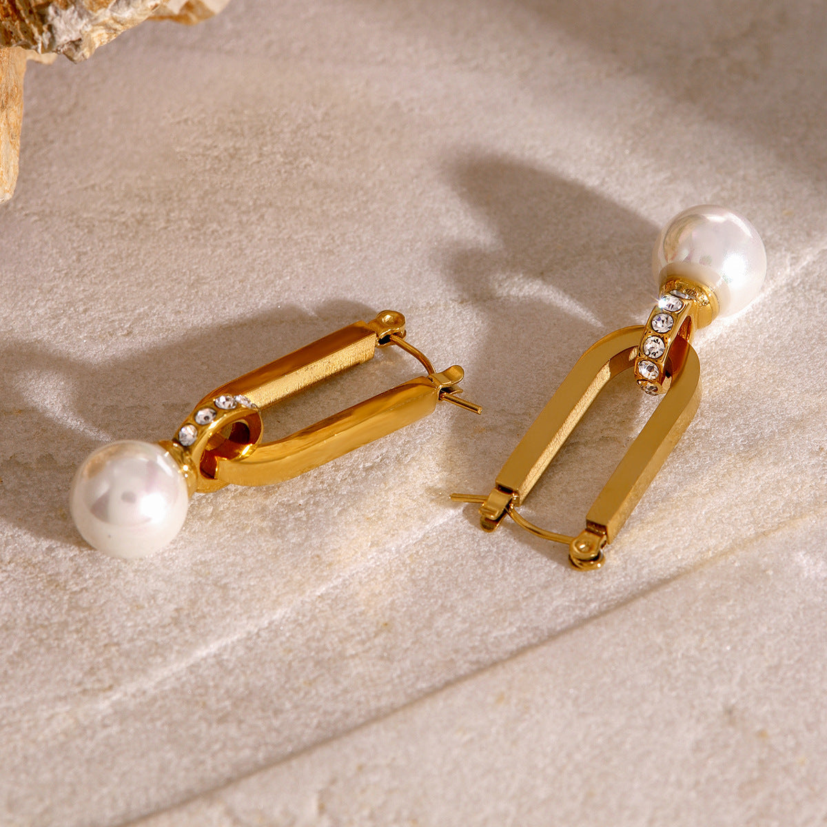 Stainless Steel Pearl Zircon High-grade Gold Earrings