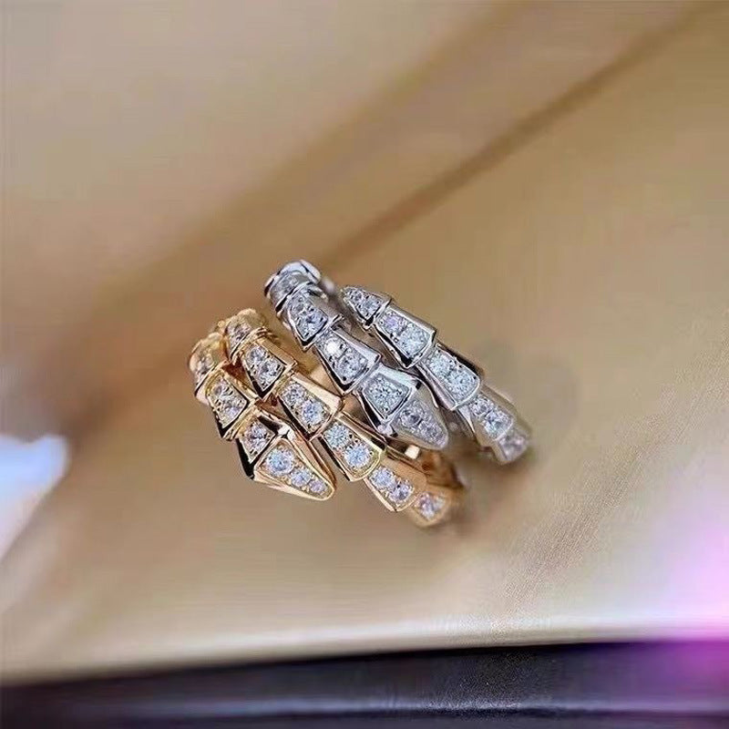 Zhang Sterling Sier Unique Snake-shaped Zircon Female Niche Ring