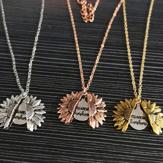 Flower Shape Alloy Sunflower Carved Couple Necklaces