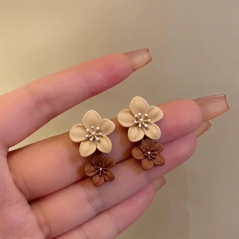 Women's Color Flower For Special Interest Light Luxury Stud Earrings