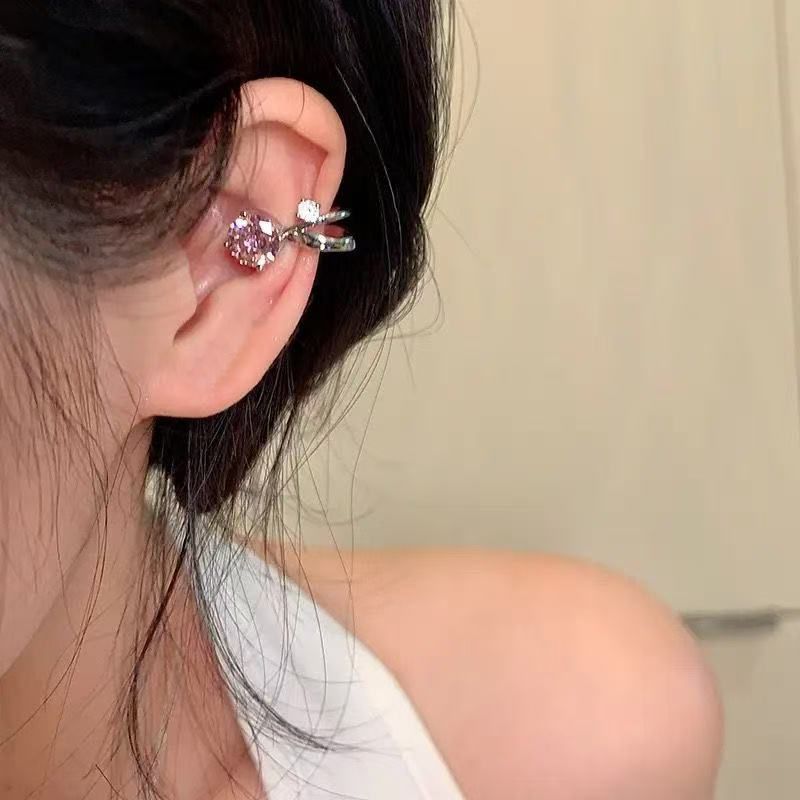 Pearl High-grade Butterfly Ear Clip Fashionable Earrings