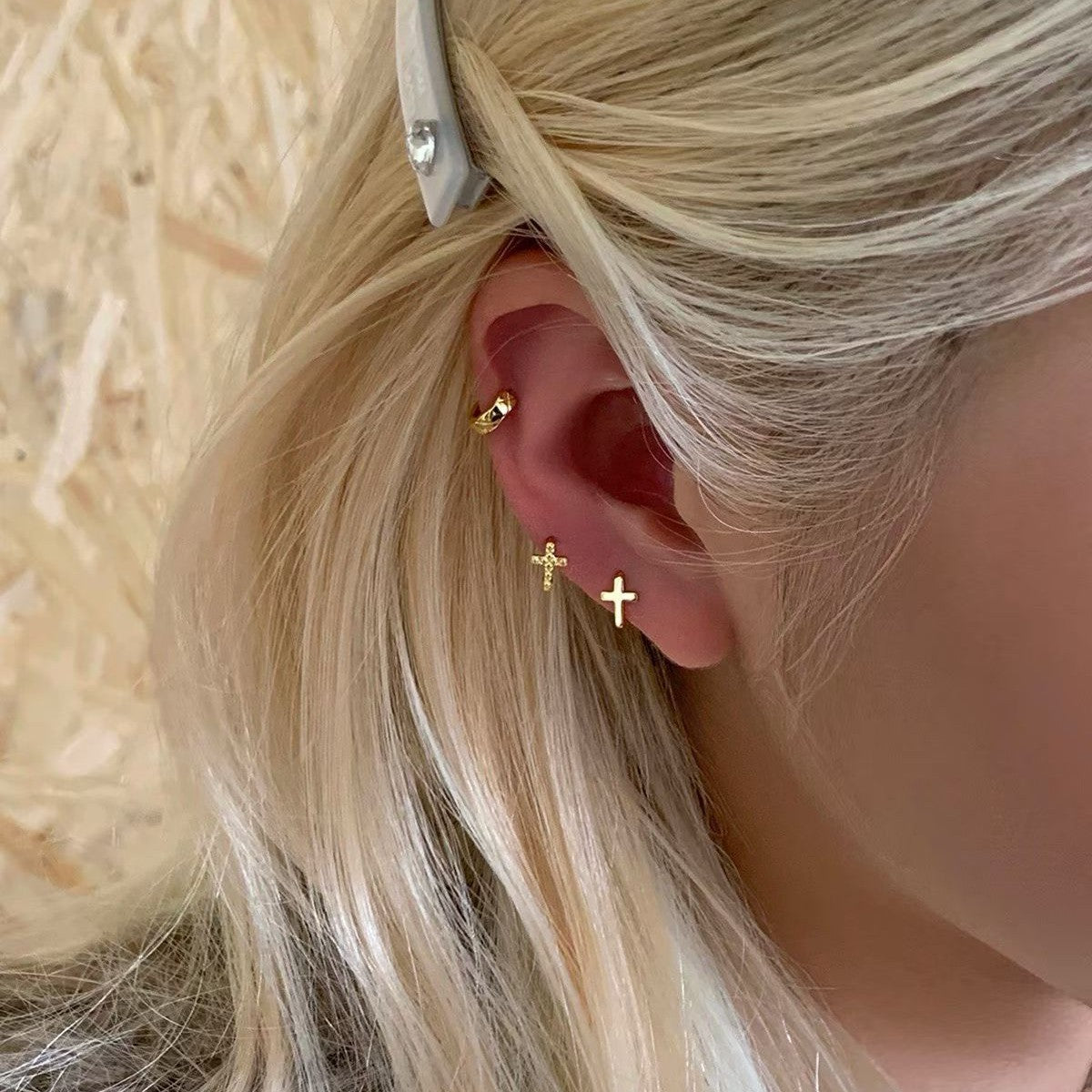 Small Edge Buckle Ear Bone Personalized Graceful Wild Fashion Fresh Earrings