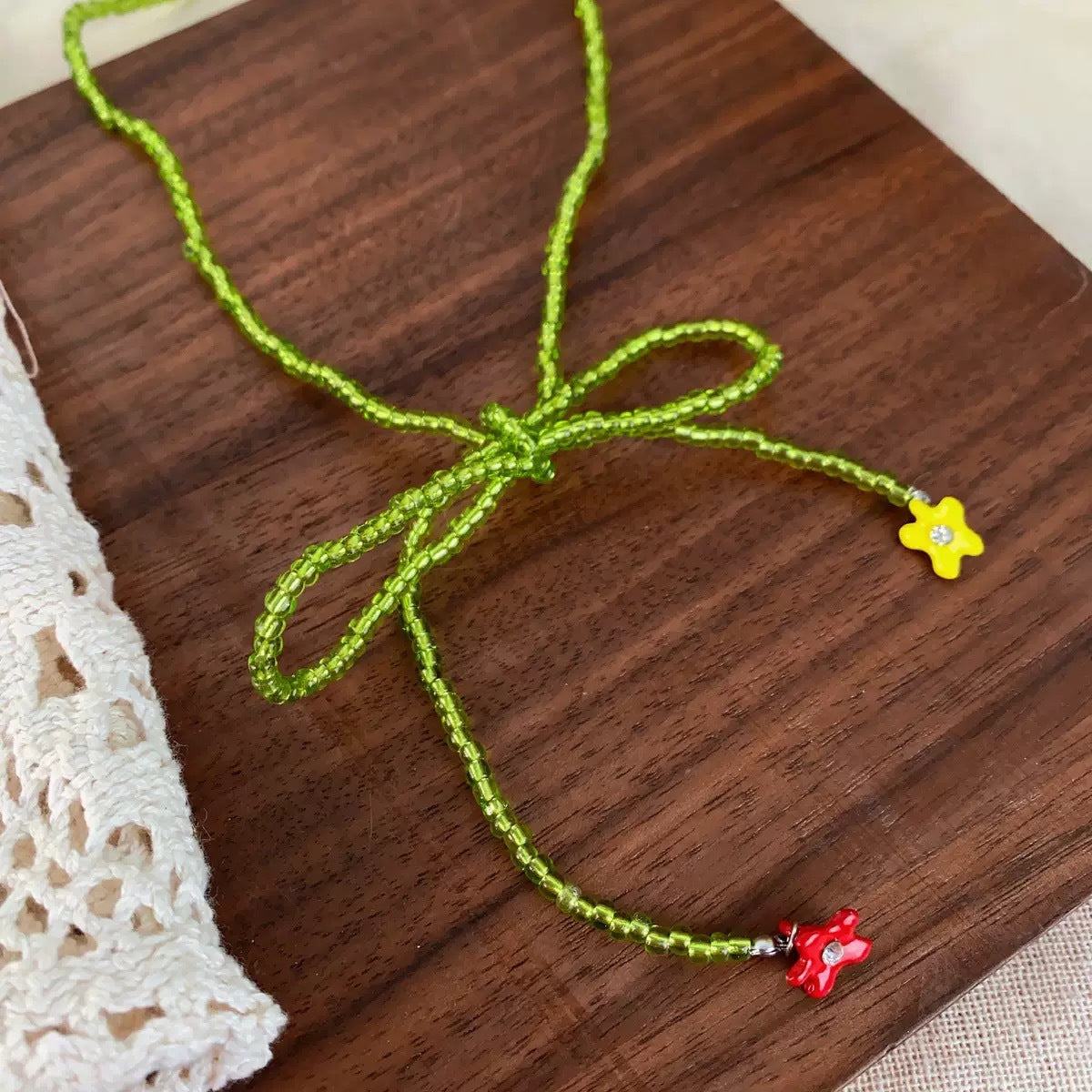 Green Beads Stringed Sweet Bow Flower Tassel Niche High Class Necklace