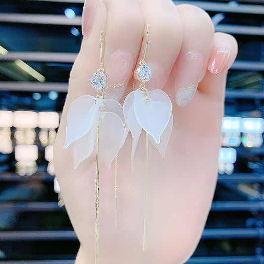 Women's Fairy Long White Petal Fringe Trendy Light Luxury Small Face Ear Line