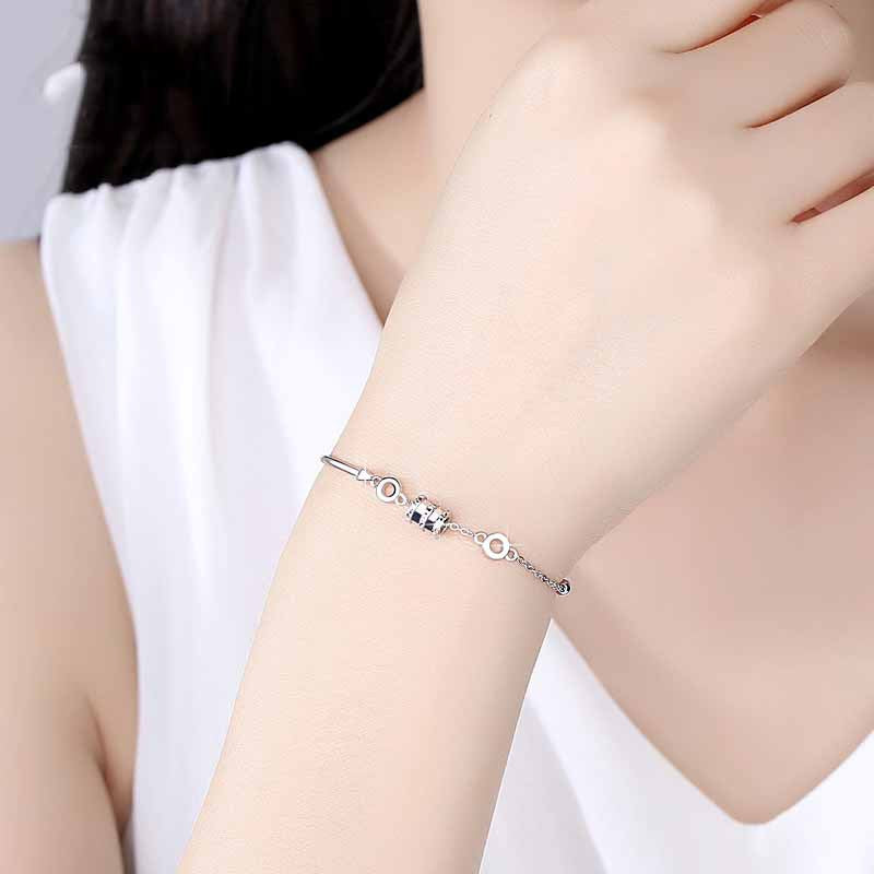 Classic Small Waist Female Niche Design Bracelets