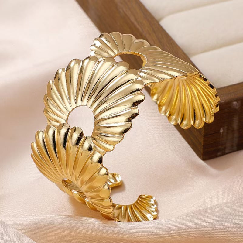 Snake Bones Chain Stainless Steel Love Fritillary Light Luxury High Bracelet
