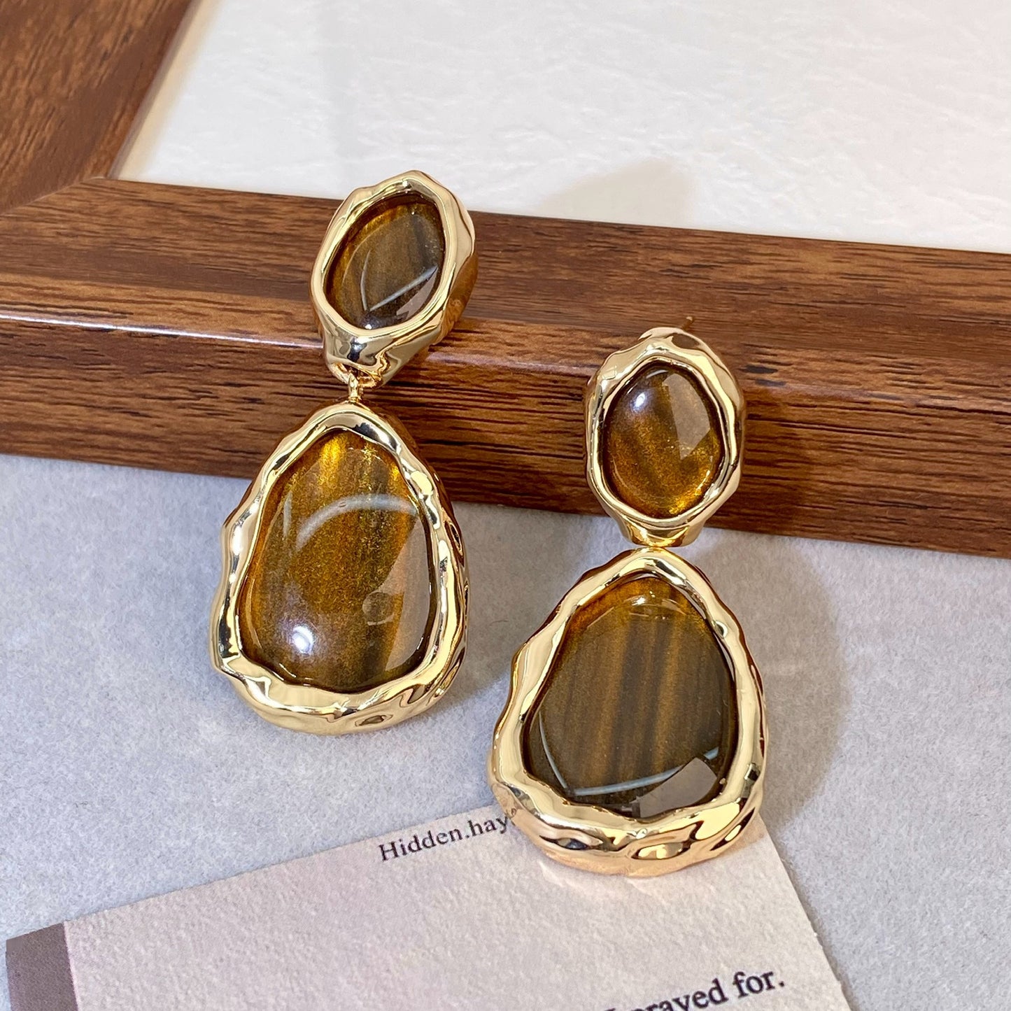 High-grade Mica Unique Personalized Minority Eardrops Exquisite Refined Earrings