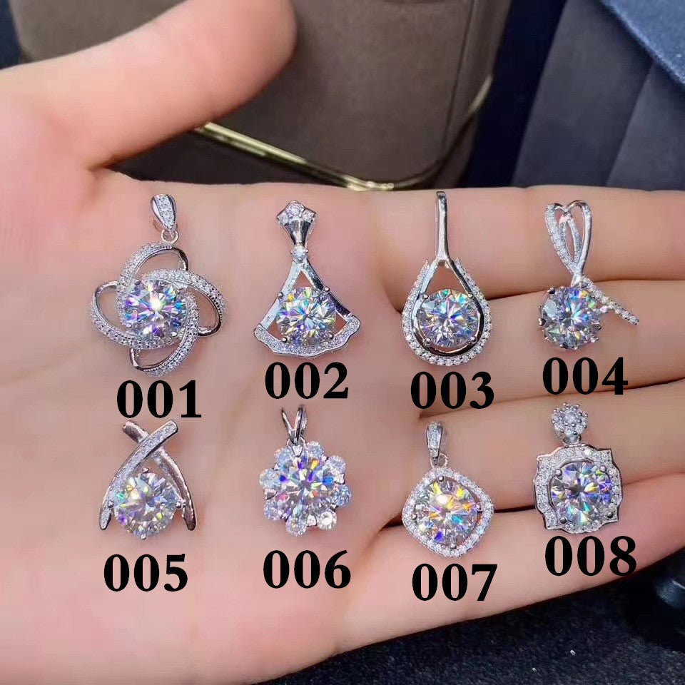 Imitation Imported Diamond Plated Eight Hearts Pendants