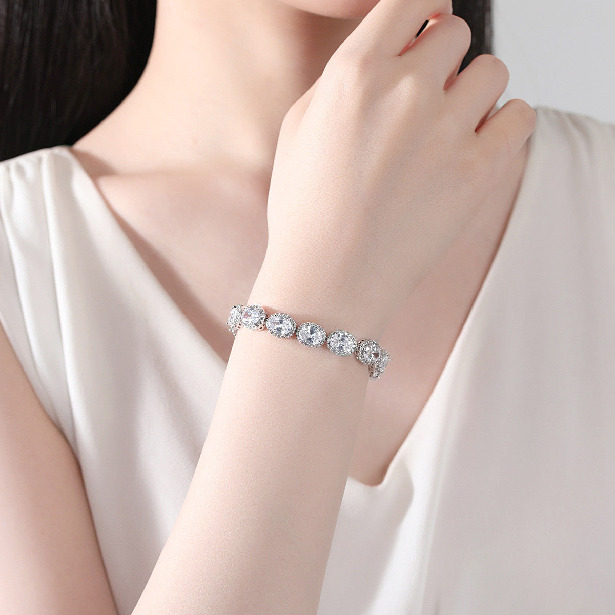 Classic Egg-shaped Simple Fashion Exquisite Shipping Bracelet