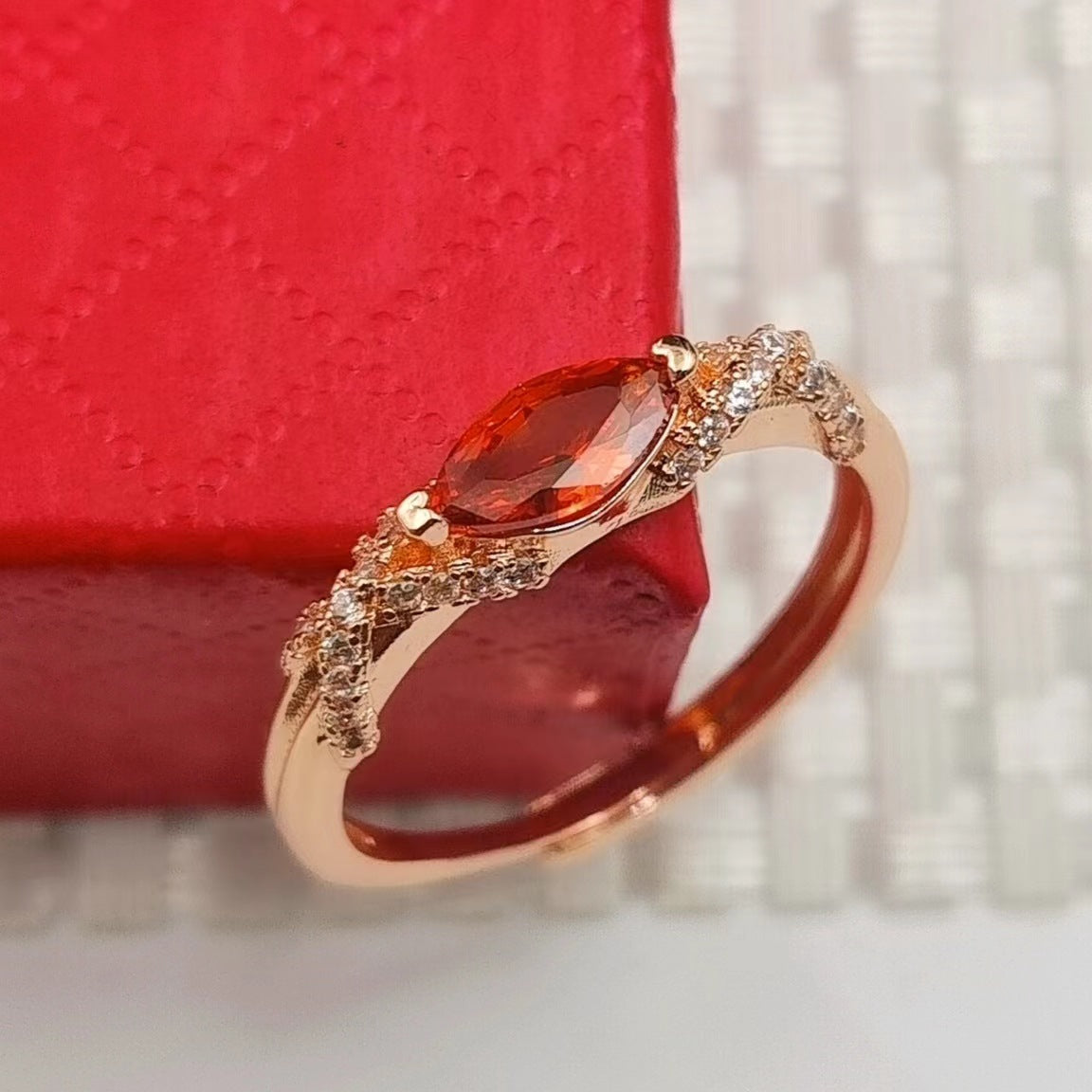 Live Ruby Horse Eye Diamond Female Minority Fashion Zircon Opening Ring
