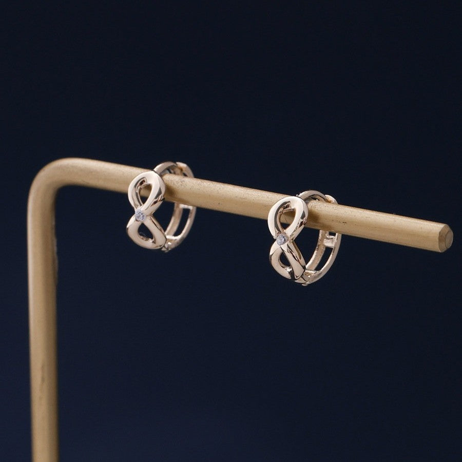 Women's Sier Gold-plated Infinite Symbol Simple Temperament Ear Buckle