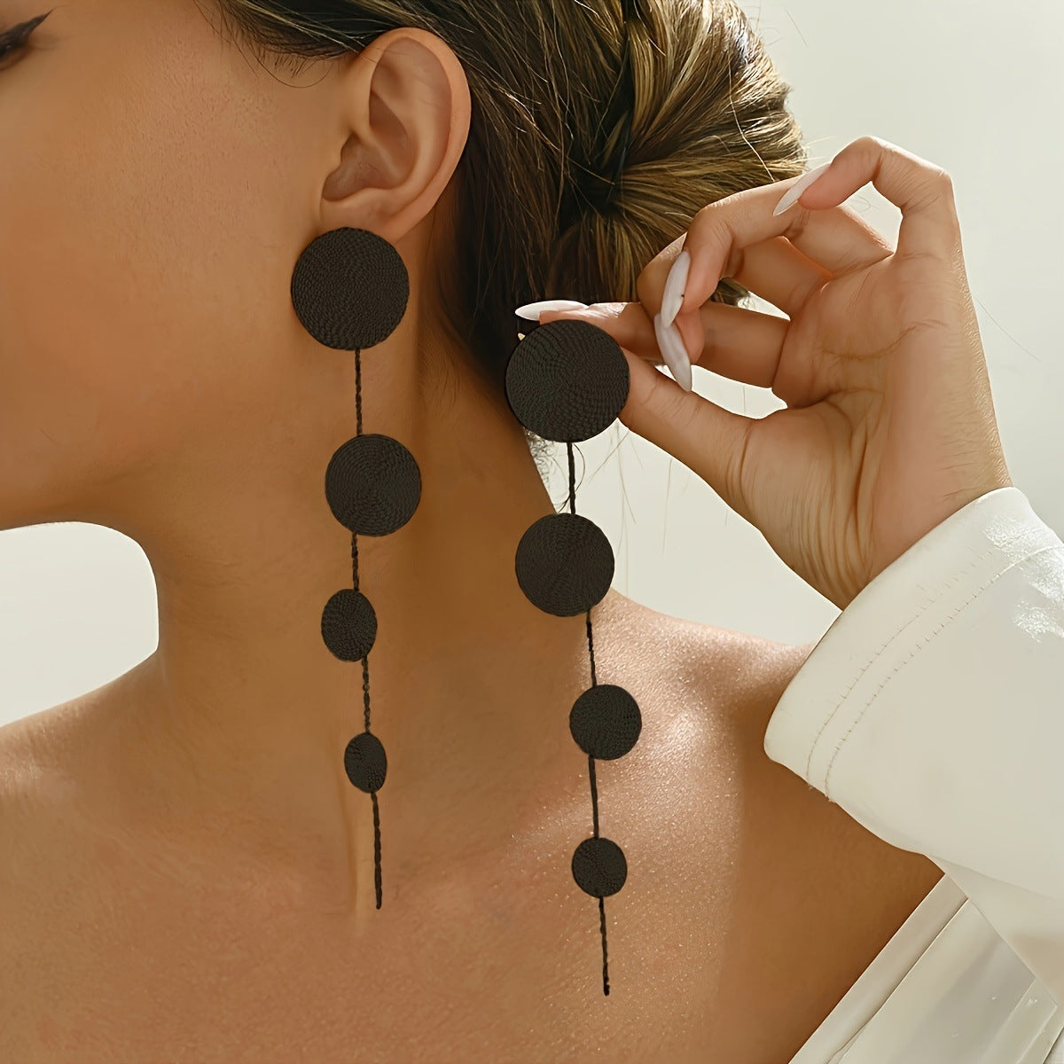 Exaggerated Personalized Fashion Trending Round Piece Eardrop Rings