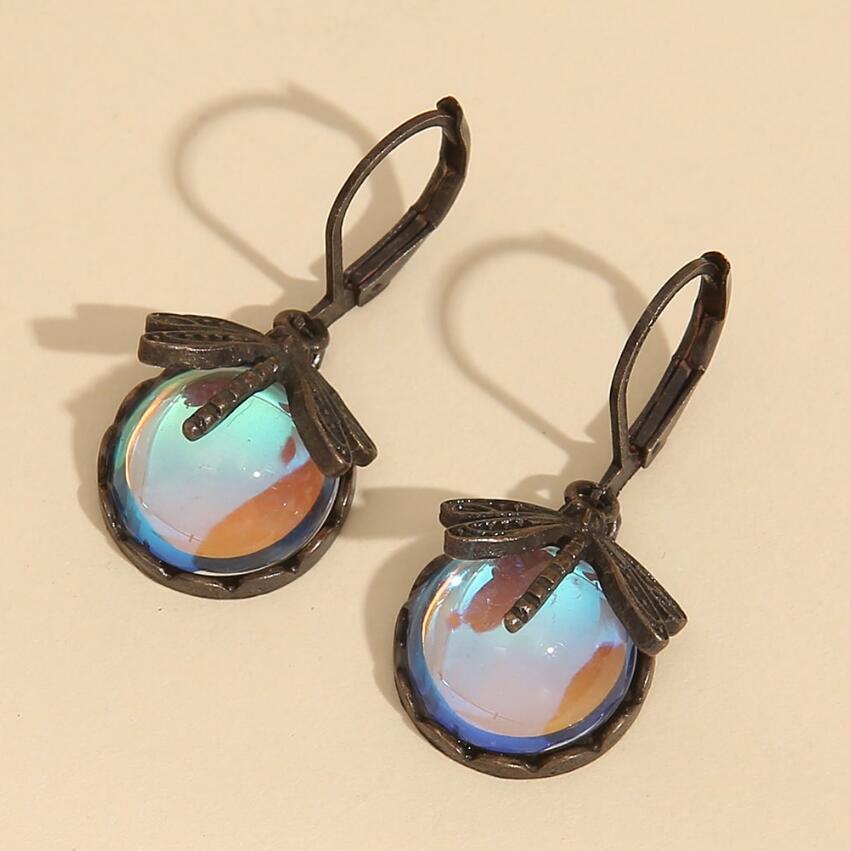 Women's Retro Compact Dragonfly Pattern Moonstone Rings