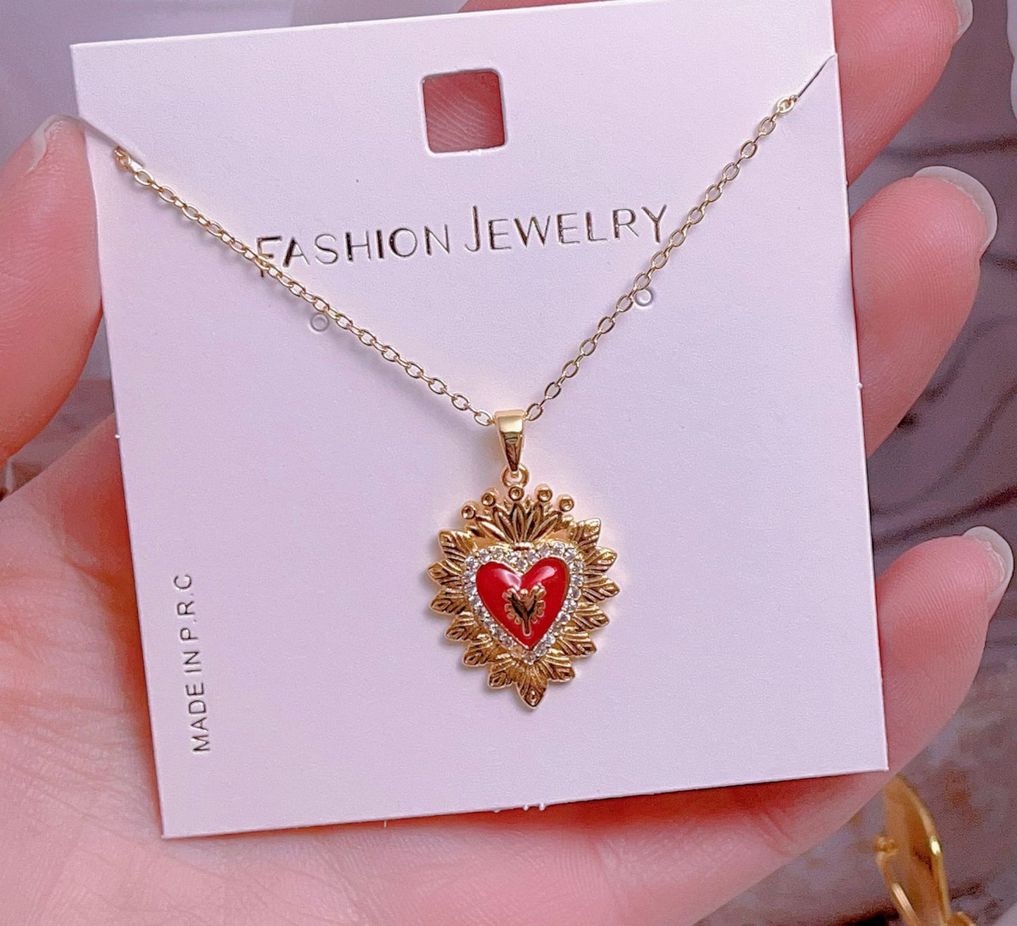 Women's Fashion Simple Love Design Light Luxury Necklace