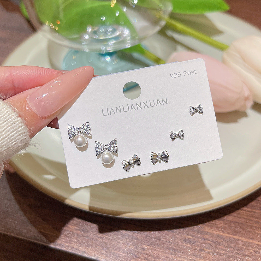 Women's Needle One Card Three Pairs Earings Small Delicate Summer High-grade Stud Earrings