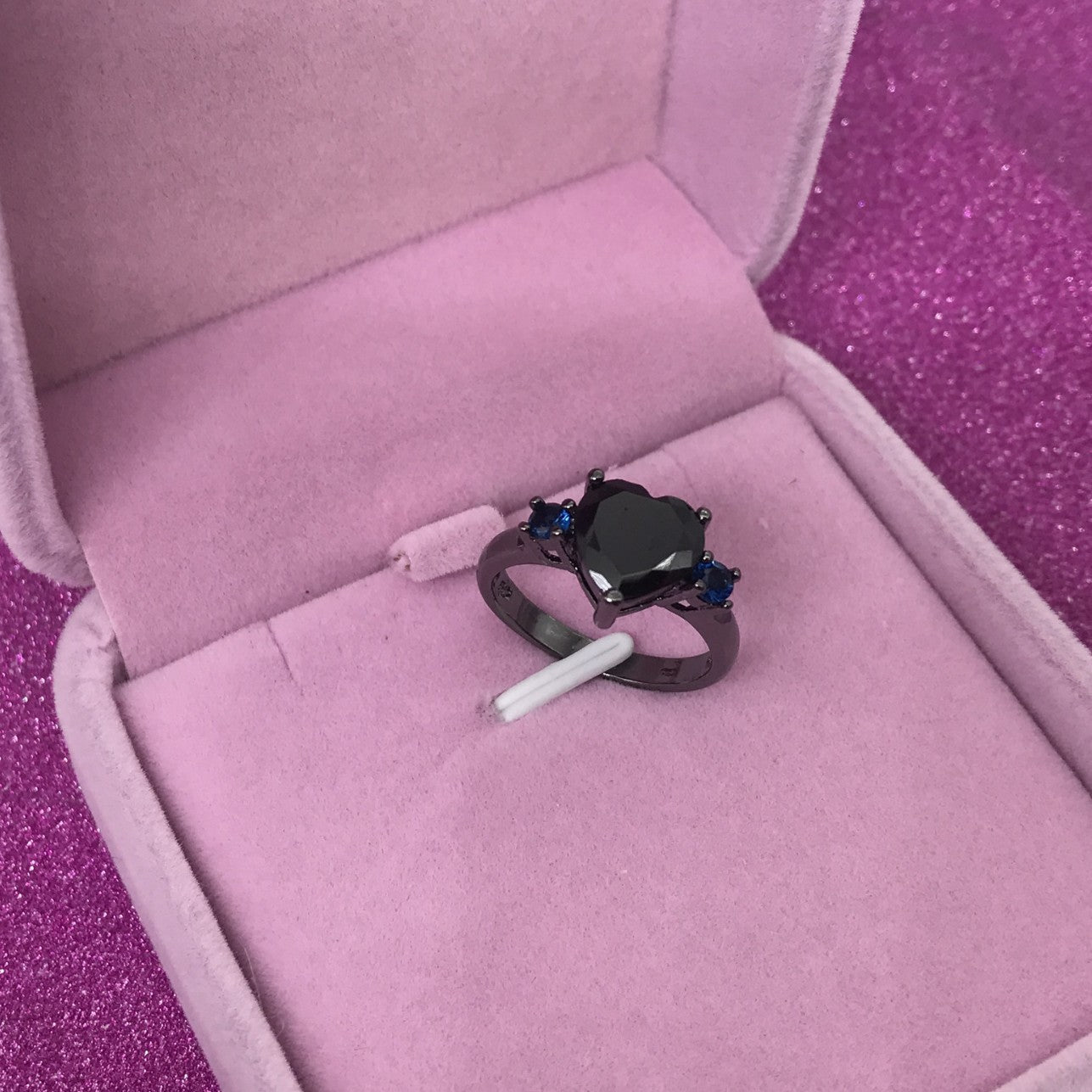 Electroplated Black Love Heart-shaped Fashion Personalized Style Zircon With Rings