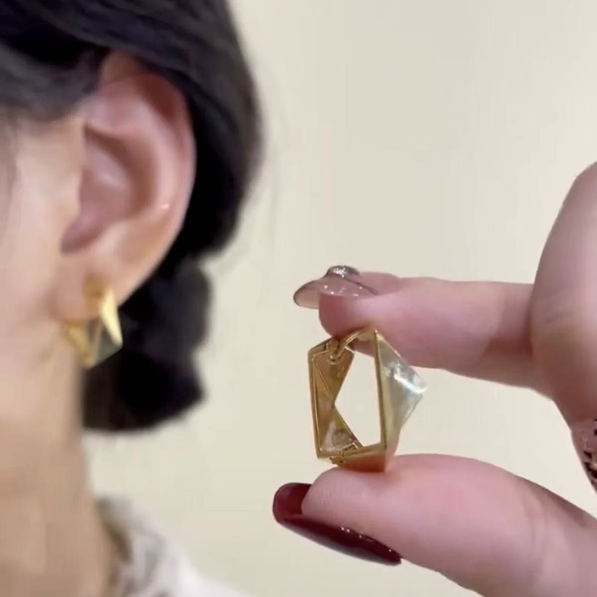 Metallic Female Coffee Gold Geometric Ear Live Broadcast Stud Earrings