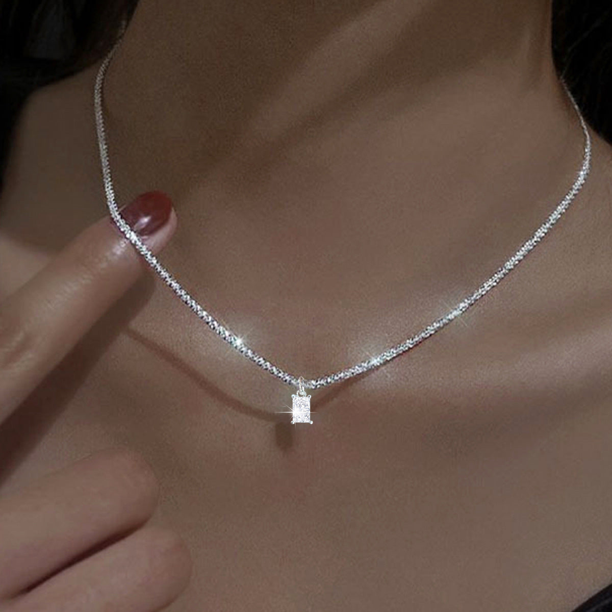 Cold Wind Sparkling Niche Design High-grade Light Luxury Shiny Necklaces