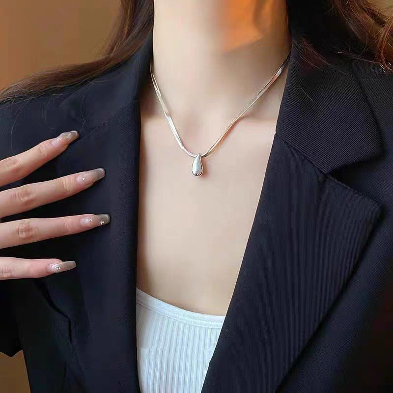 Shaped Clavicle Chain Light Luxury Minority Necklaces