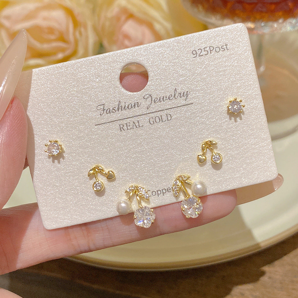 Women's Needle One Card Three Pairs Earings Small Delicate Summer High-grade Stud Earrings
