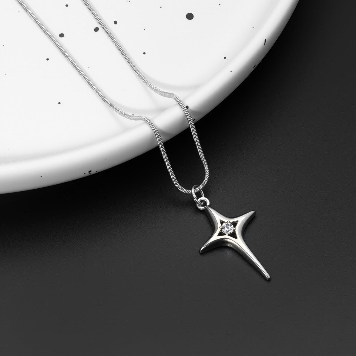 Chain Light Luxury Personalized Niche Design Necklaces