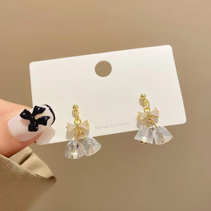 Bow Female Sier Needle Niche Design Rings