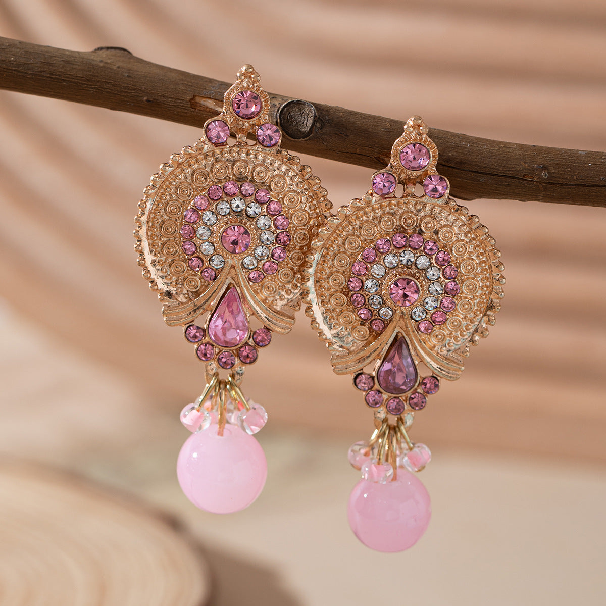 Women's Style Bohemian Palace Exaggerated Gold Imitation Earrings