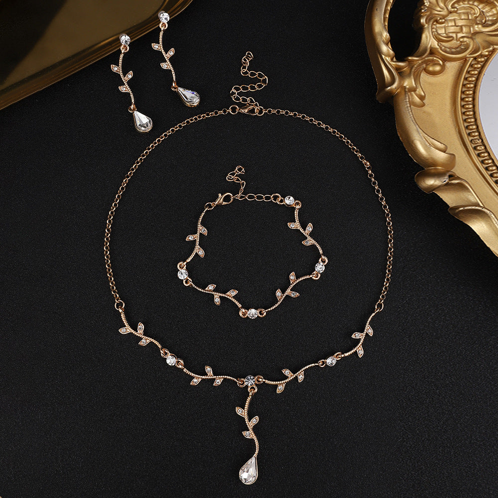 Leaf Water Drop Bridal Simple Stylish Necklaces