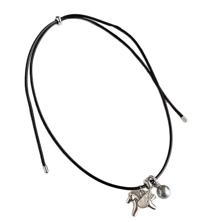 Women's Dripping Pony Pearl Life Personality Fashion Sweater Chain Light Luxury Necklace