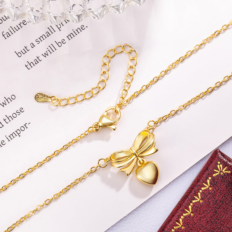 Love Female Niche Sweet Exquisite Light Luxury Heart Peach Necklaces