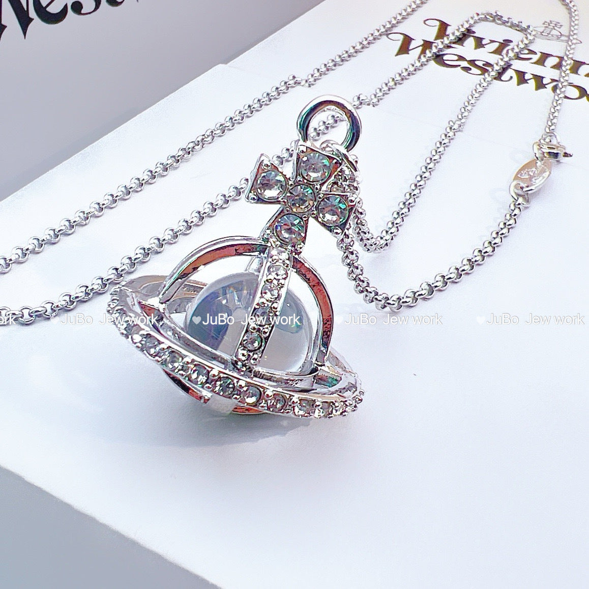 Women's Romantic Queen Mother Planet Three-dimensional Saturn Crystal Sweater Chain Necklaces