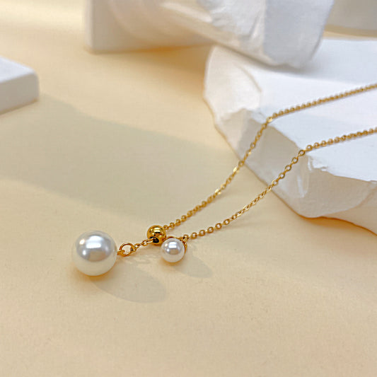 Women's Affordable Luxury Fashion Design Pearl Titanium Steel Clavicle Simple Necklaces