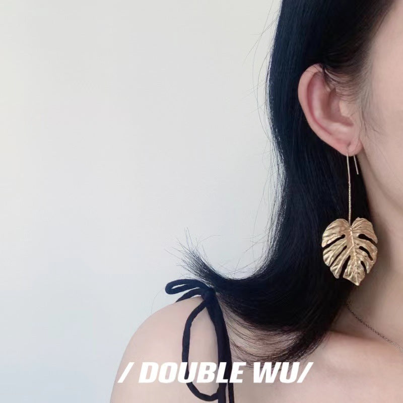 Vintage Alloy Long Leaf Hollow Metal Earrings