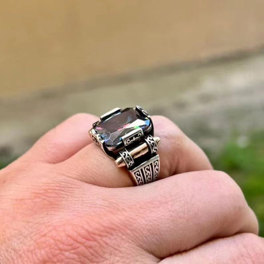 Men's Creative Vintage Jewelry Fashion Gemstone Hand Rings