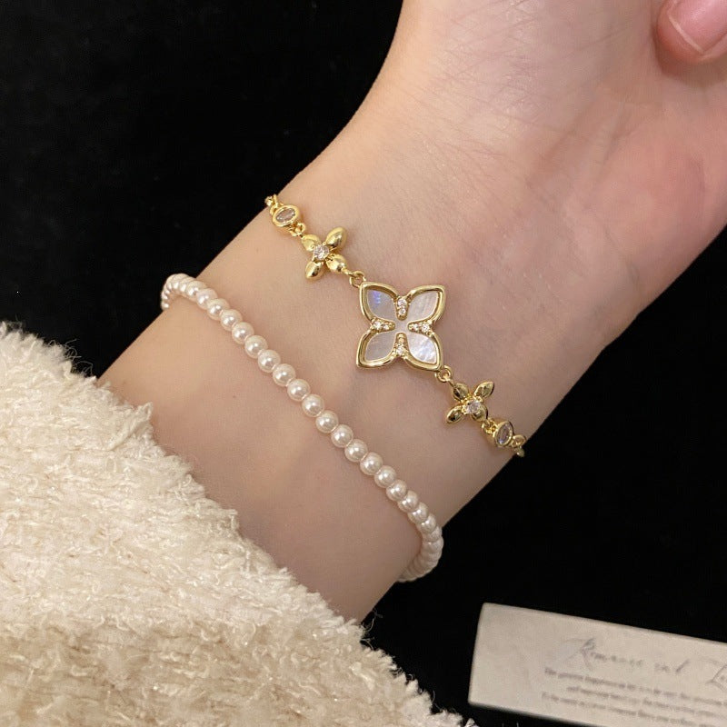 Four-leaf Flower Classic Style Light Luxury Beautiful Square Full Diamond Bracelet
