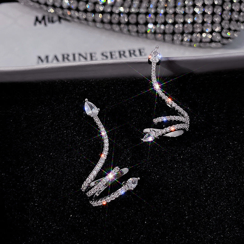 Exquisite Crystal Tide Niche Design Ear Stud Earrings