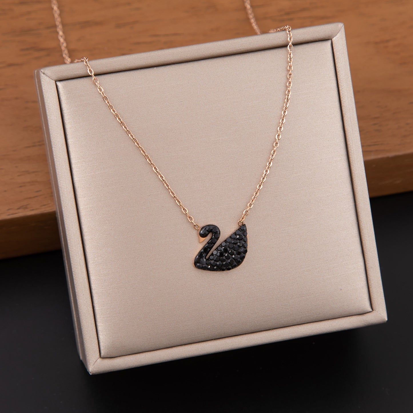 Titanium Steel Elegant Black Swan Fashionable Necklace