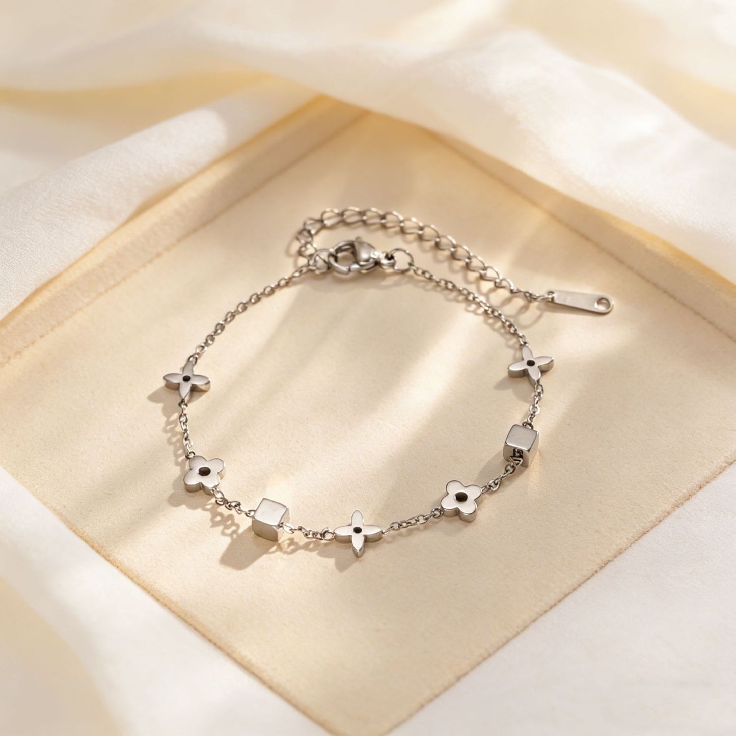 Women's Commuter Titanium Steel Light Luxury Couple Bracelets