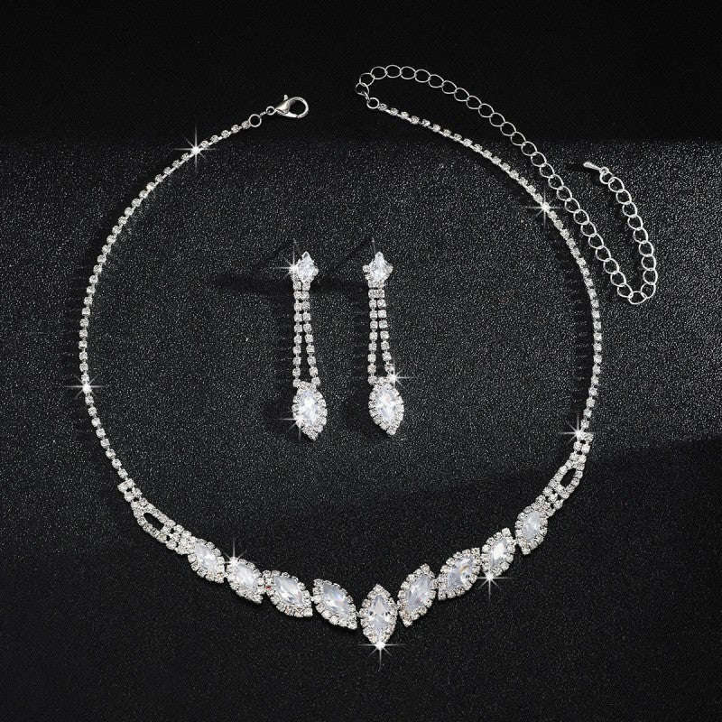 Fashion Claw Chain Zircon Elegant Design High Sense Necklace