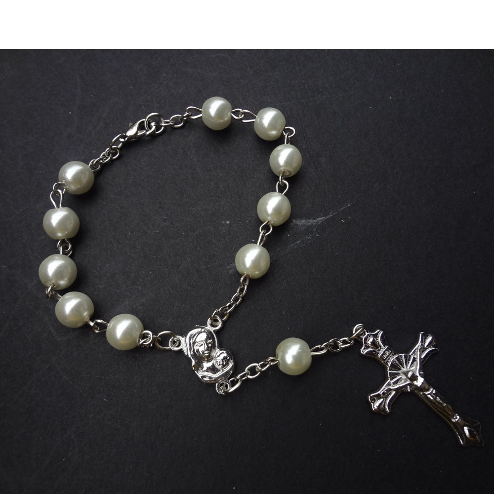 Black White Gray Red Beads Pearl Bracelet