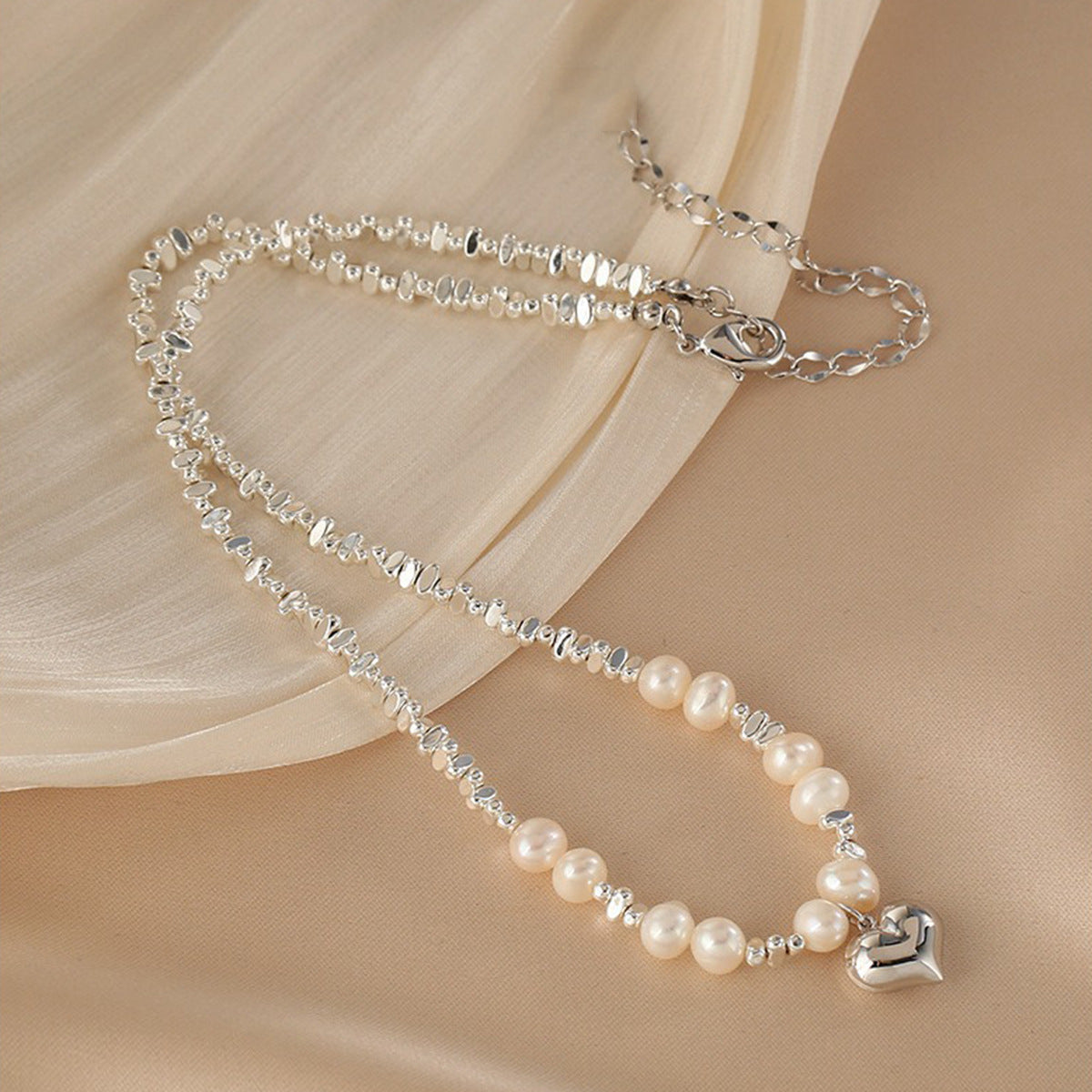 Women's Rice Grain Freshwater Pearl Simplicity Fashion Temperament Design Clavicle Chain Necklace