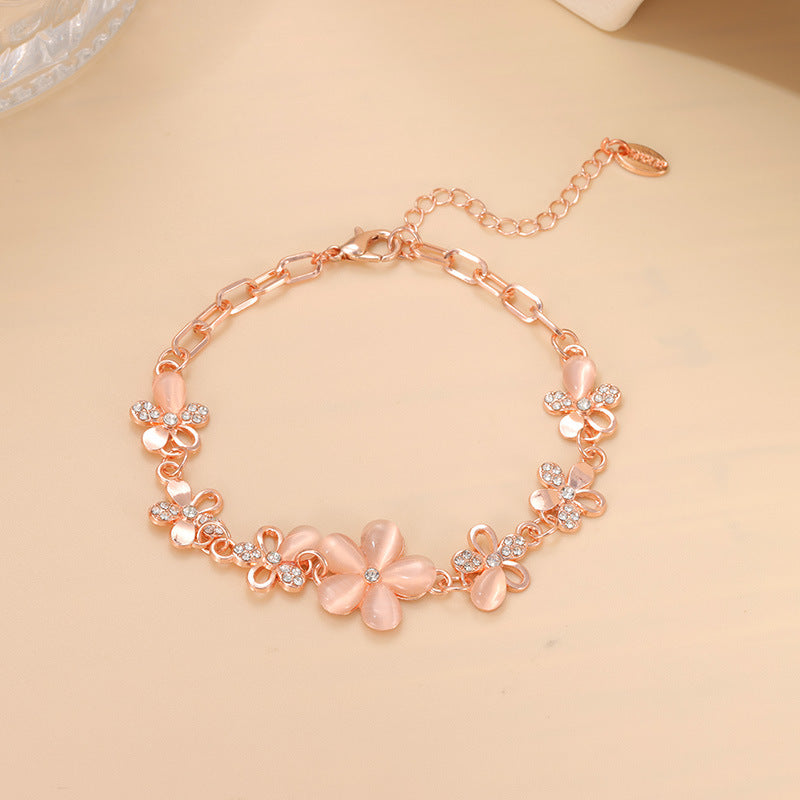 Women's Summer Fashion Flower Stone Sweet Fresh Bracelet