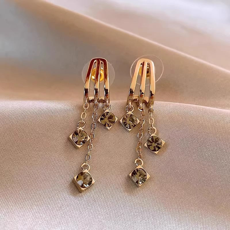 Elegant Zircon Butterfly Tassel Gentle Stylish Personality Stud Earrings