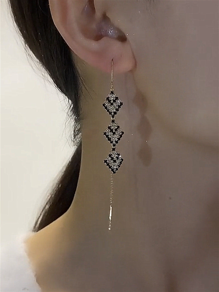 Black Rhombus Geometric Korean Style Long Ear Line