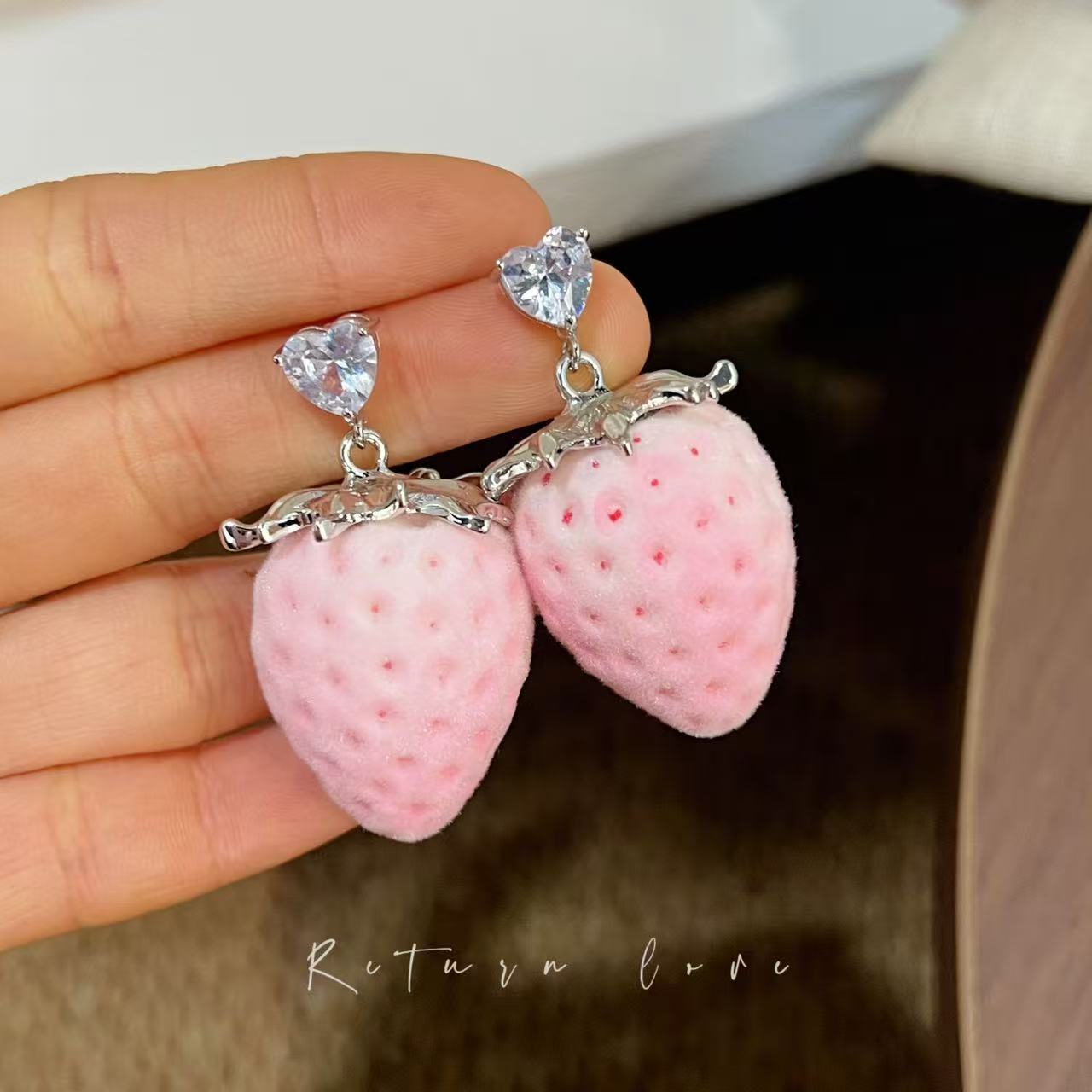 Sense Mild Luxury Retro Exaggerated Personalized Necklaces