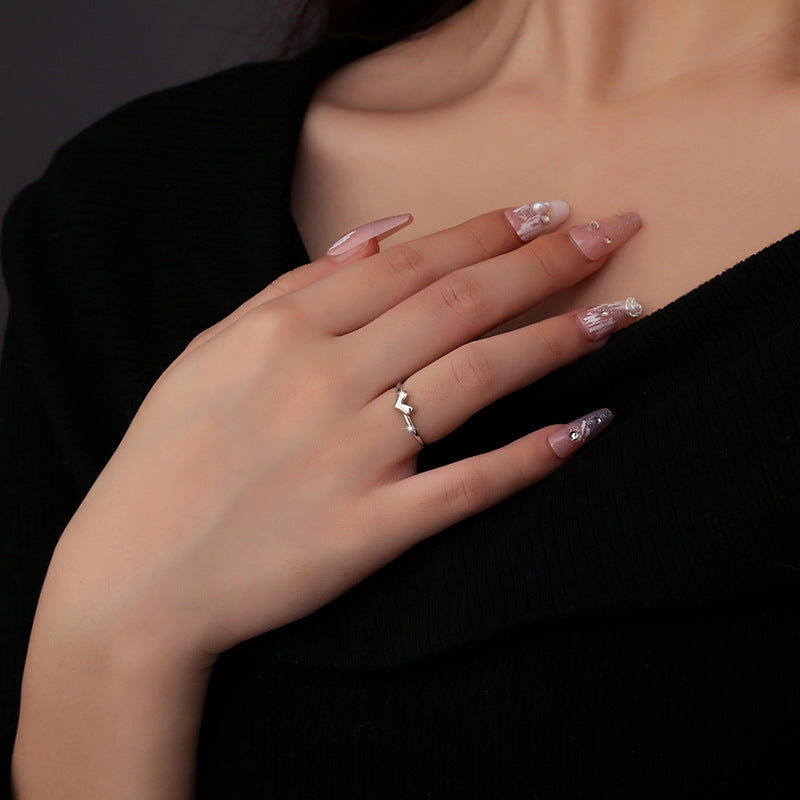 Women's Elegant Glossy Three-dimensional Small Heart Entire Rings
